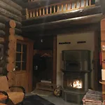 Alpesi faház Kelola Keyritty